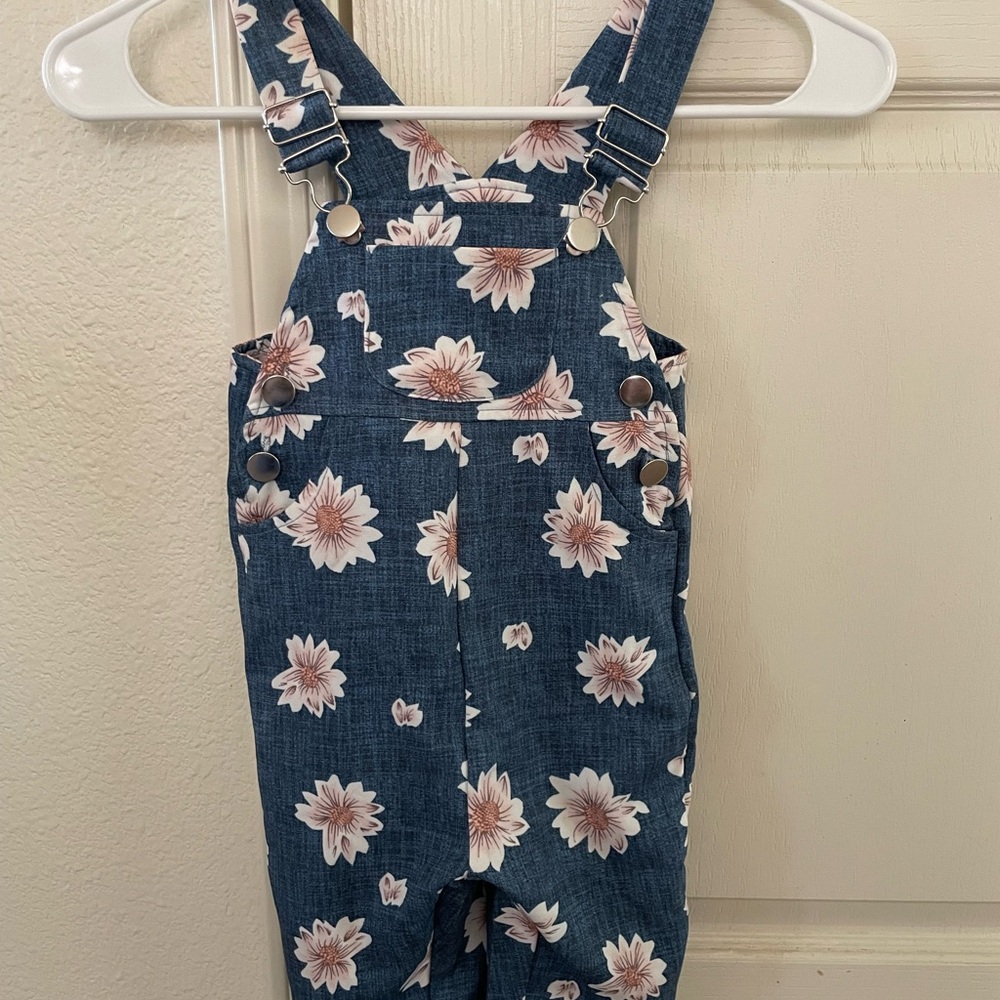 SHEIN Girl’s Blue Floral Overalls